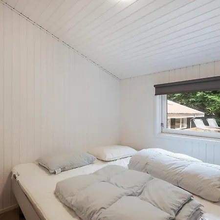 Awesome In With 3 Bedrooms, Internet And Sauna *