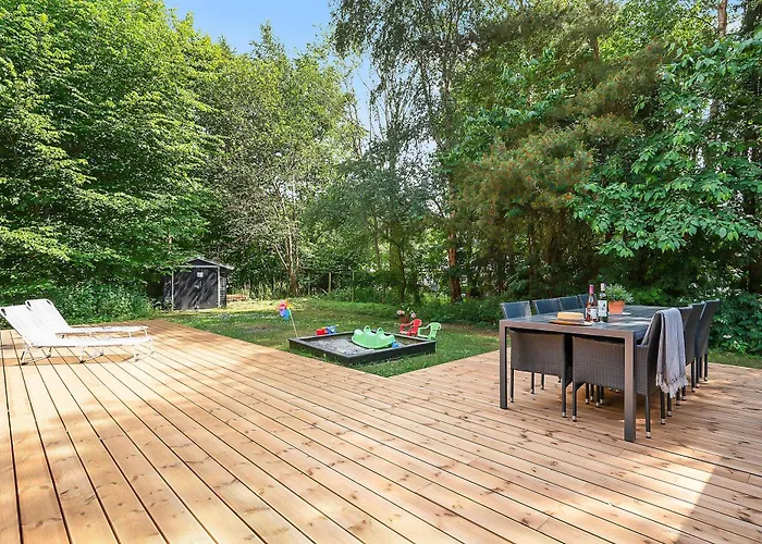 Awesome In With 3 Bedrooms, Internet And Sauna Feriehus *