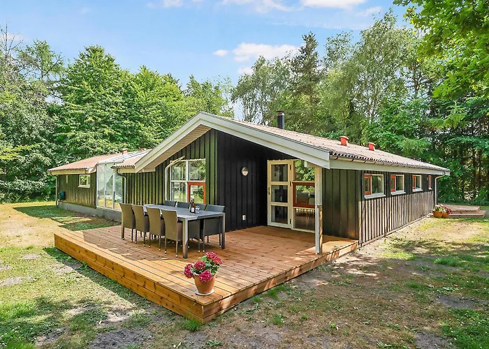 Awesome In With 3 Bedrooms, Internet And Sauna Feriehus Ebeltoft