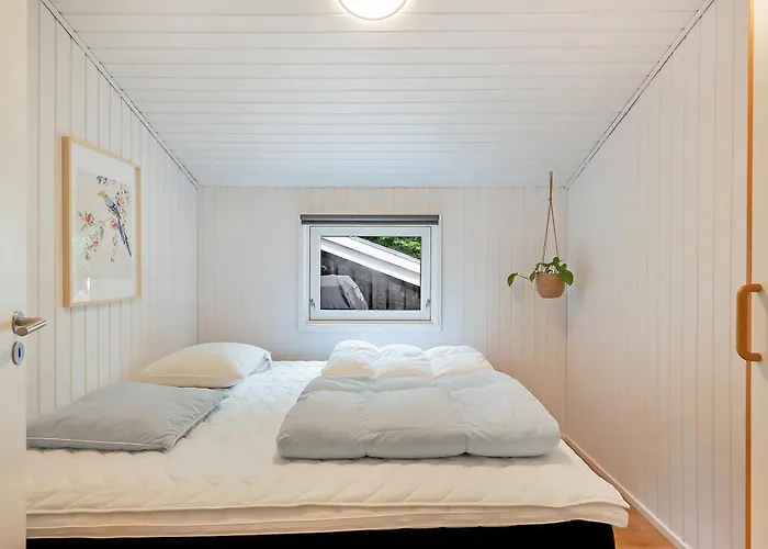 Awesome In With 3 Bedrooms, Internet And Sauna Feriehus Ebeltoft