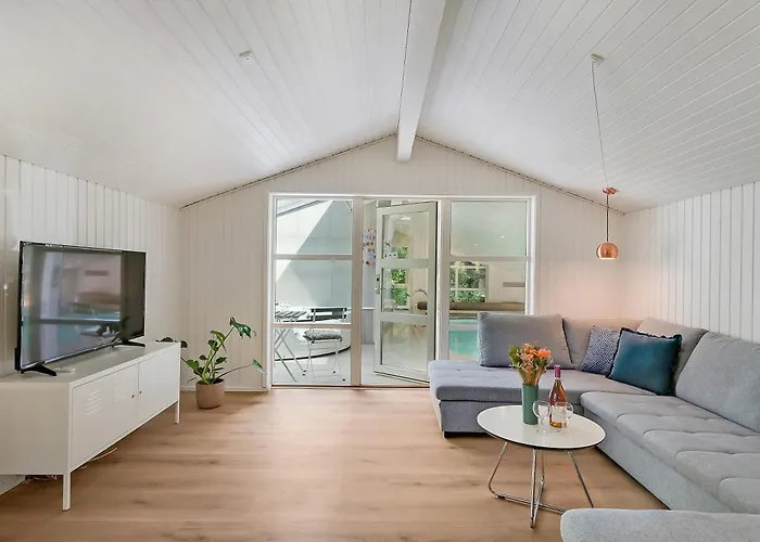 Awesome In With 3 Bedrooms, Internet And Sauna Ebeltoft