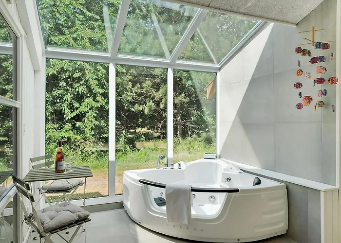 Awesome In With 3 Bedrooms, Internet And Sauna Feriehus Ebeltoft